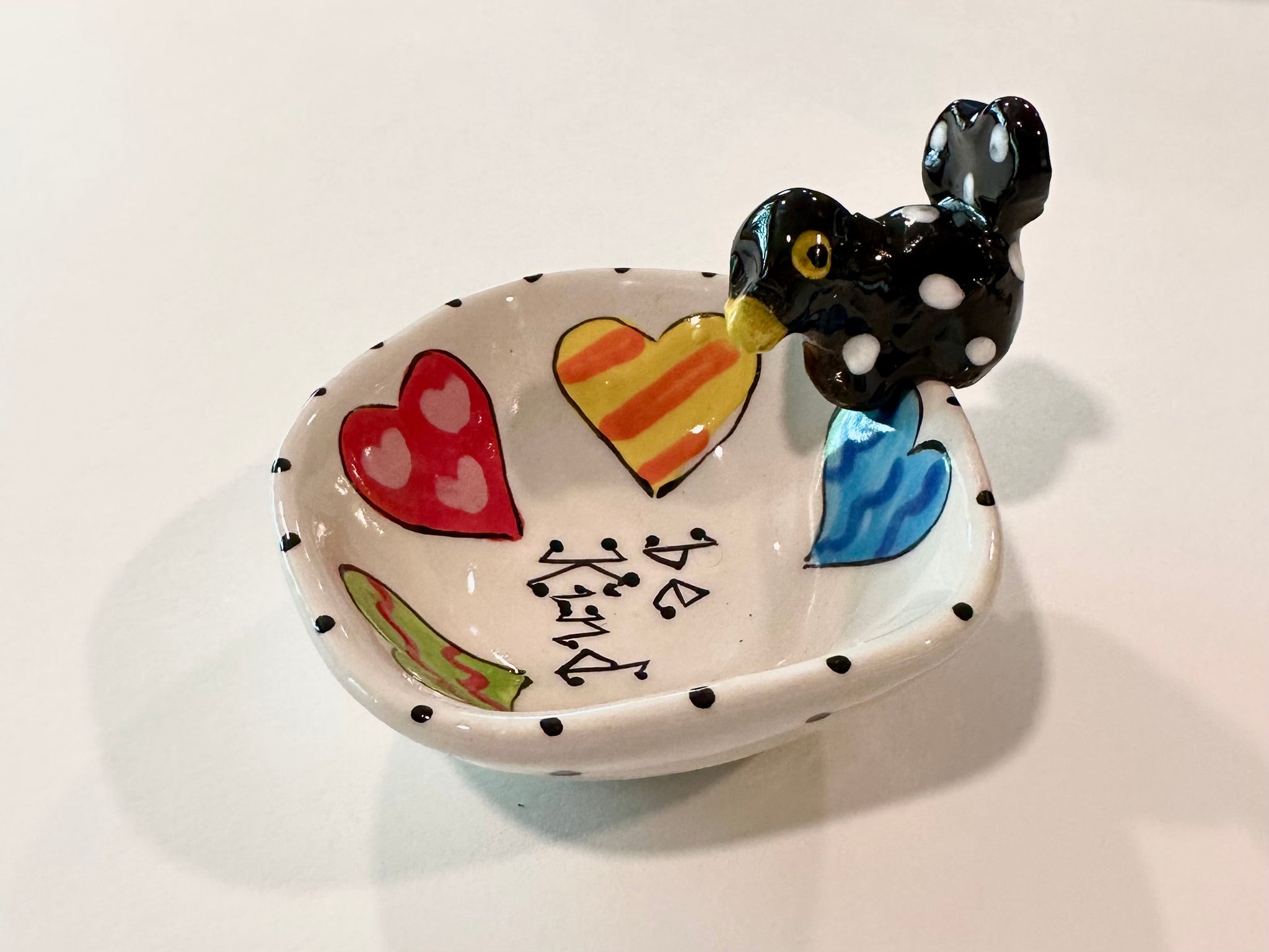 Small bird "BE KIND" dish